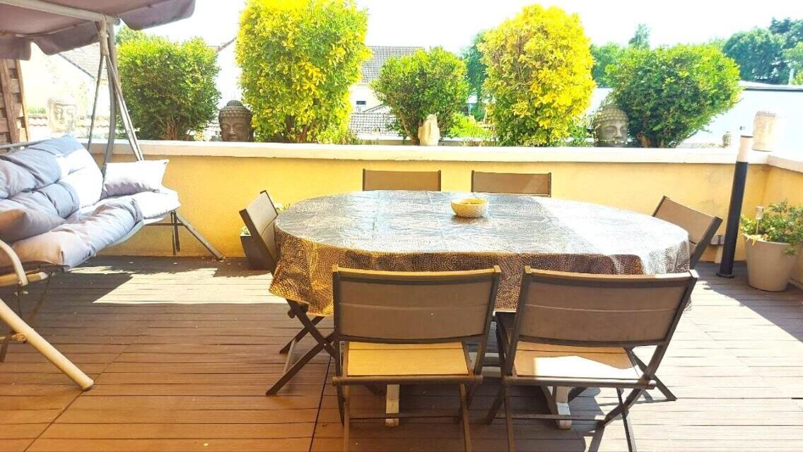 Appartement Familial Pour 6 Adultes Et 5 Enfants A 10 Min De Disney Bailly-Romainvilliers Exterior photo