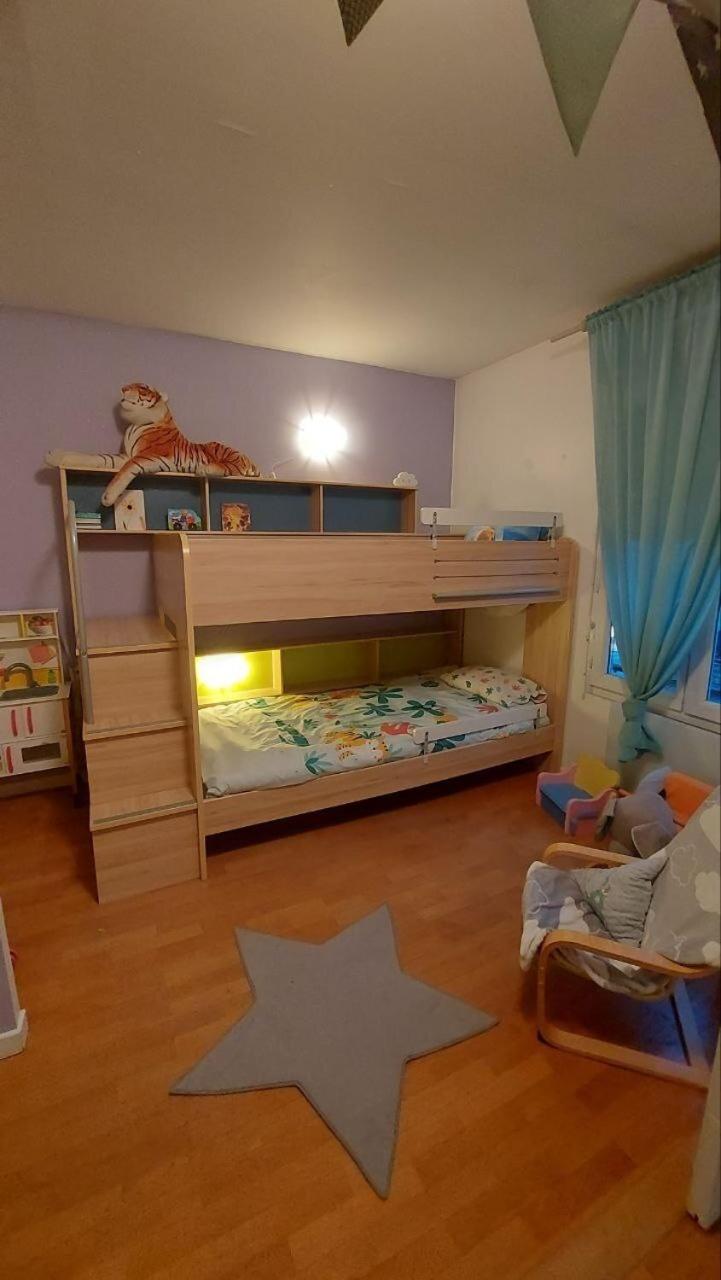 Appartement Familial Pour 6 Adultes Et 5 Enfants A 10 Min De Disney Bailly-Romainvilliers Exterior photo